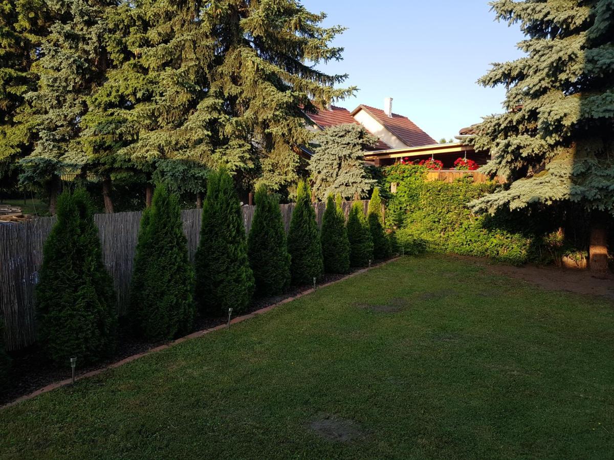 Ferienwohnung Nador Apartman Balatonlelle Exterior foto